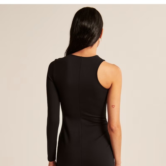 Abercrombie and Fitch asymmetrical one shoulder”Ponte dress” NWT 👗 - Picture 6 of 8